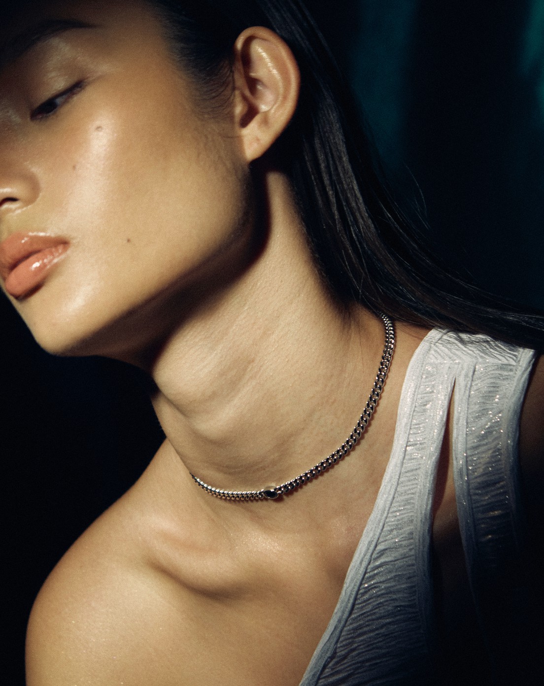 Baby Ying Necklace, Black Sapphire